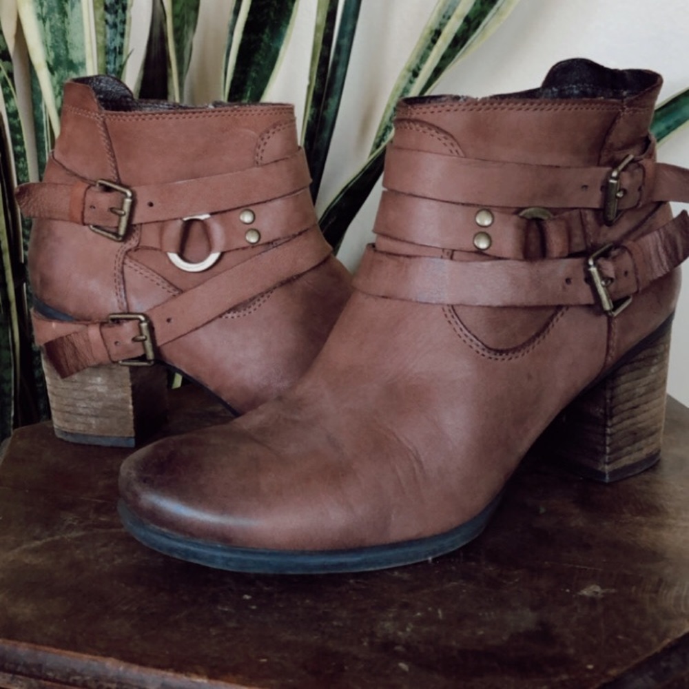 Brown leather booty with buckle detail